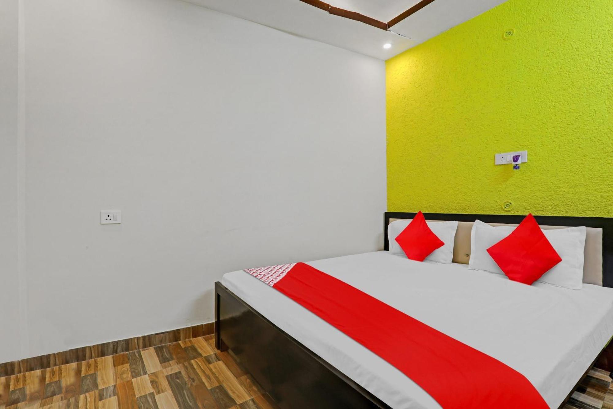 Hotel O R K Hotels Лакхнау Экстерьер фото
